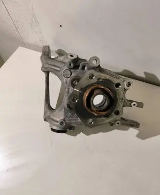 Porsche Macan (95B) Rear wheel hub 8R0505435C