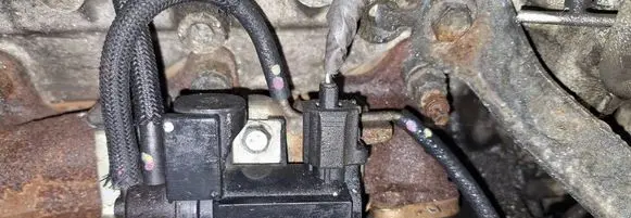 Toyota Corolla Verso AR10 Turbo solenoid valve 258190r011