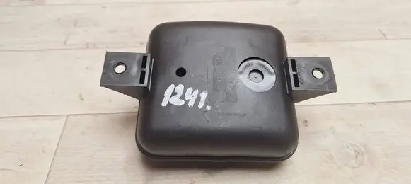 Opel Corsa D Vacuum air tank 