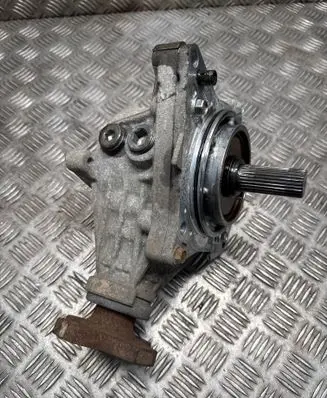 Nissan X-Trail T32 Gearbox transfer box case 33100BB60A