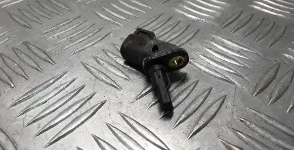 Volvo V40 ABS brake wheel speed sensor 6G9N2B372CB