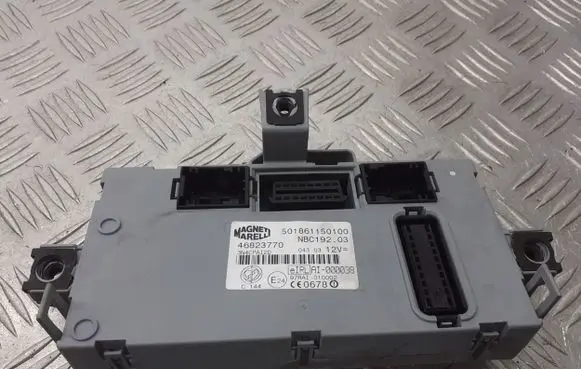 Fiat Stilo Fuse box set 46823770