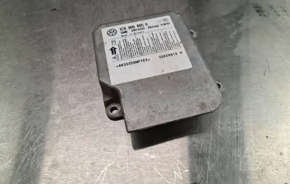 Skoda Fabia Mk1 (6Y) Airbag control unit/module 1C0909605K 5WK43125