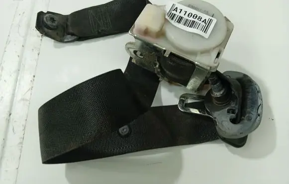 Opel Zafira A Rear seatbelt 