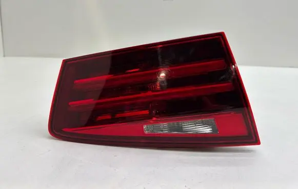 BMW 5 F10 F11 Tailgate rear/tail lights 7370347