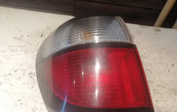 Mazda 626 Rear/tail lights R2265