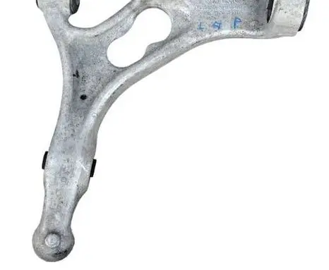 Volkswagen Touareg II Front lower control arm/wishbone