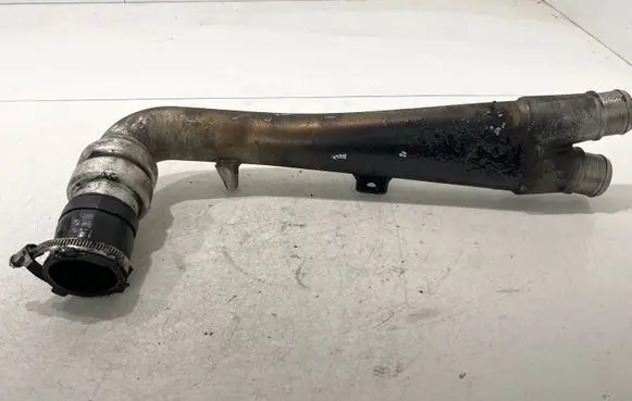 Audi Q7 4L Intercooler hose/pipe 7L6145945F