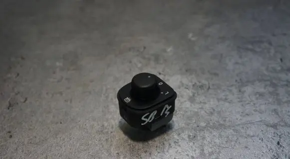 Skoda Superb B6 (3T) Wing mirror switch 3T0959565