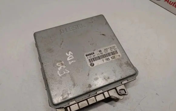 BMW 5 E39 Engine control unit/module 7785932 13617785932 13617807231