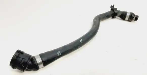 BMW 5 G30 G31 Engine coolant pipe/hose 8602615