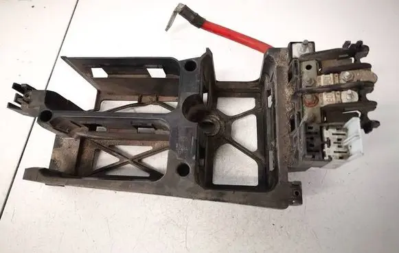Opel Zafira B Fuse box cover 1534964