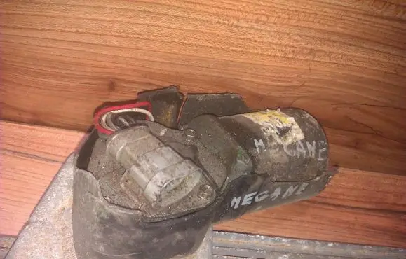 Renault Megane I Wiper motor