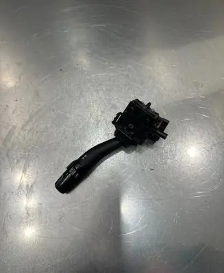 Hyundai Santa Fe Indicator stalk 202004727