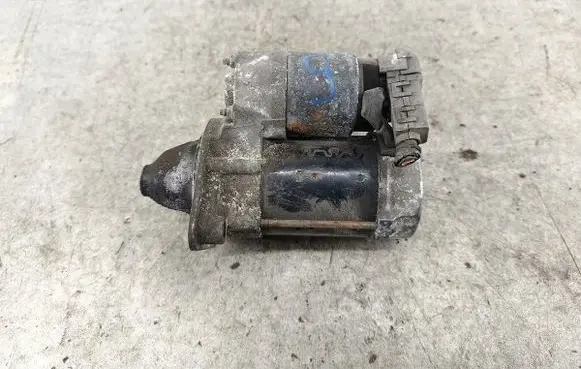 Toyota Avensis T250 Starter motor 