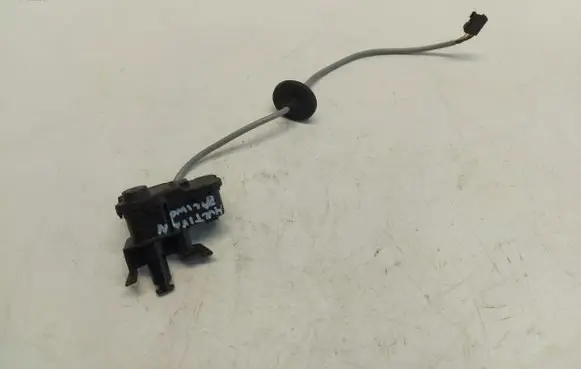 Volkswagen Multivan T7 Fuel tank cap lock 5c6810773j