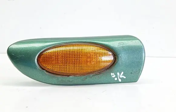 Opel Vectra B Front fender indicator light 