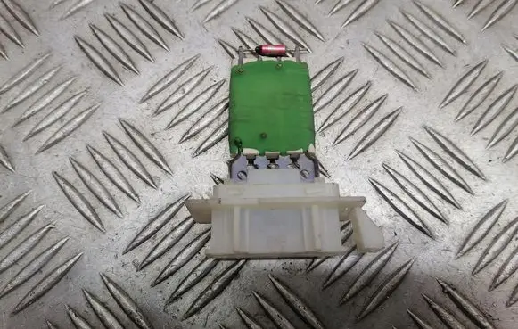 Toyota Aygo AB10 Heater blower motor/fan resistor