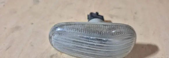 Saab 9-3 Ver1 Front fender indicator light 