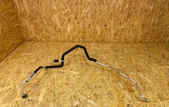 Air conditioning (A/C) pipe/hose