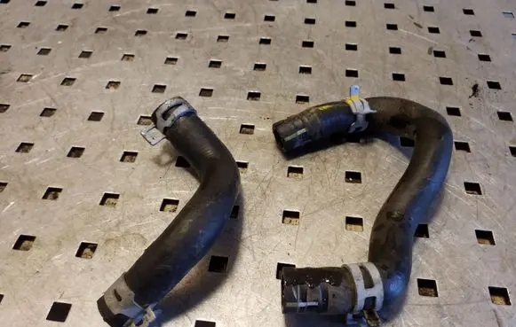Nissan X-Trail T32 Engine coolant pipe/hose