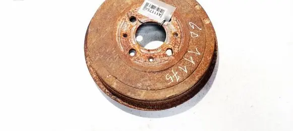 Opel Corsa D Drum brake (rear) 55701380