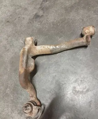 Volkswagen Transporter - Caravelle T4 Front lower control arm/wishbone