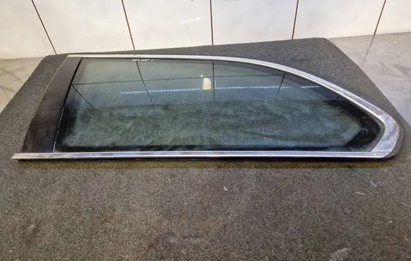 BMW 5 E60 E61 Rear side window 7057408