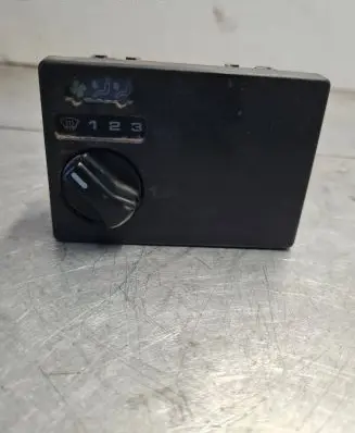 Volkswagen Transporter - Caravelle T4 Climate control unit 701959531