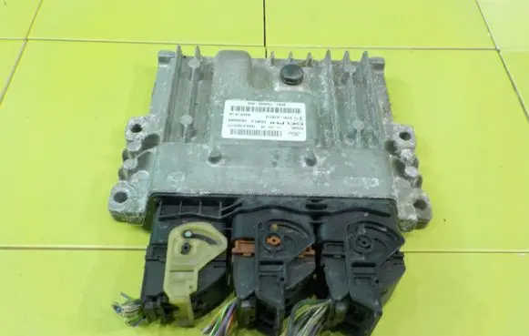 Ford Grand C-MAX Engine control unit/module BV6112A650ADE