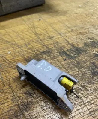 Ford Galaxy Airbag deployment crash/impact sensor 1J0909606G 5WK42320