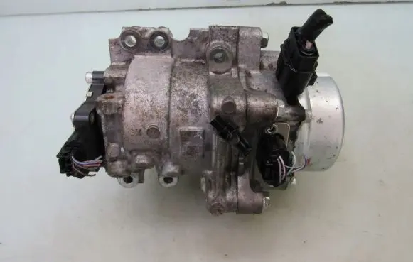 Nissan X-Trail T33 Engine