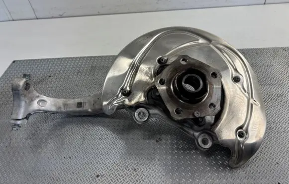 Audi Q5 SQ5 Front wheel hub 80A407560