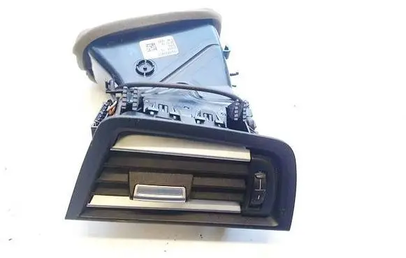 BMW 5 GT F07 Dash center air vent grill 64229166894 64229166888