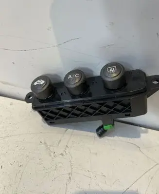 Honda Civic Air conditioning (A/C) switch Nh376L