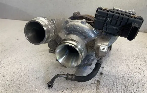 BMW X5 E70 Turbo 779975808 7778530012
