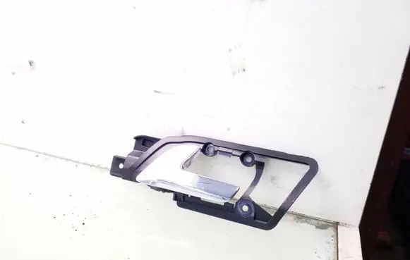 Volkswagen Polo Rear door interior handle 6Q0839173C