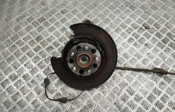 Honda CR-V Rear wheel hub