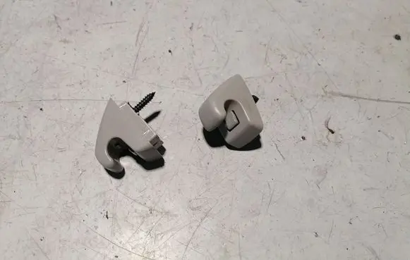 Buick Encore GX I Sun visor clip/hook/bracket 