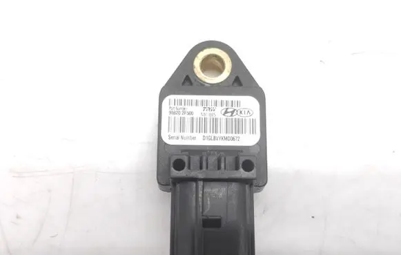 KIA Carnival Airbag deployment crash/impact sensor 959202F500