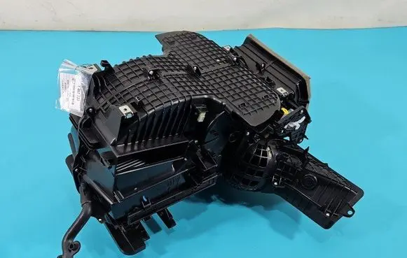Interior heater climate box assembly