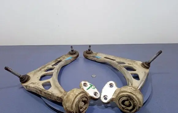 BMW X3 E83 Front control arm 2282121