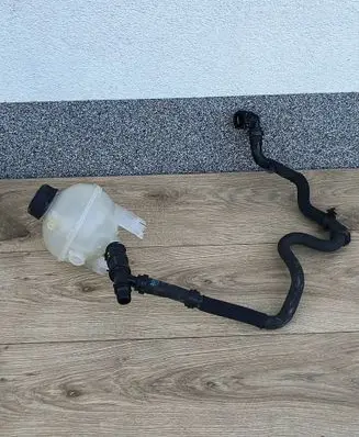 Peugeot 408 P54 Coolant expansion tank/reservoir 9678514680
