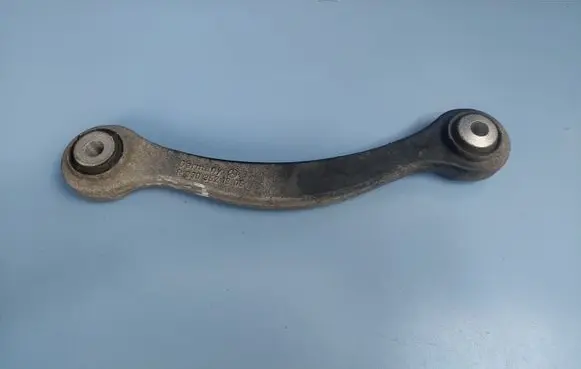 Mercedes-Benz E W211 Rear control arm R2303521805 2303521805