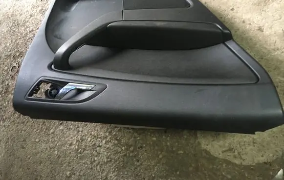 Skoda Yeti (5L) Rear door card panel trim 5L0867211 5L0867209AQ