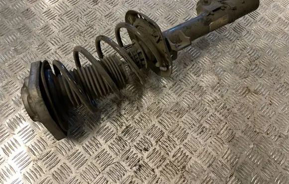 Mercedes-Benz E W212 Front shock absorber/damper A2123200338