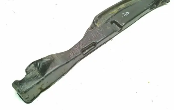 KIA Stinger Fender foam support/seal 