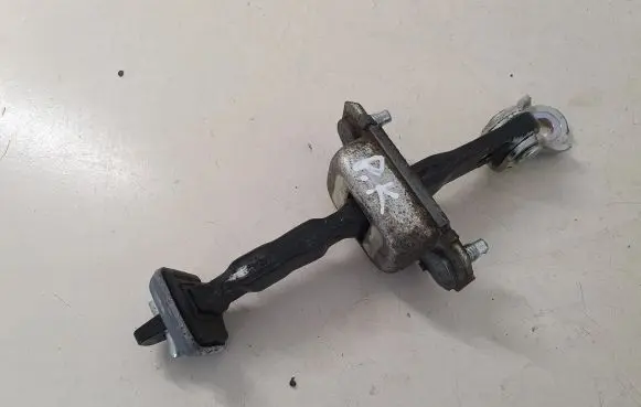 Subaru Outback (BS) Front door check strap stopper