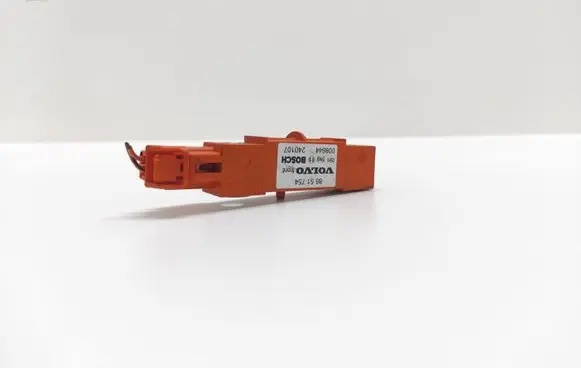 Volvo XC90 Airbag deployment crash/impact sensor 8651754 240107