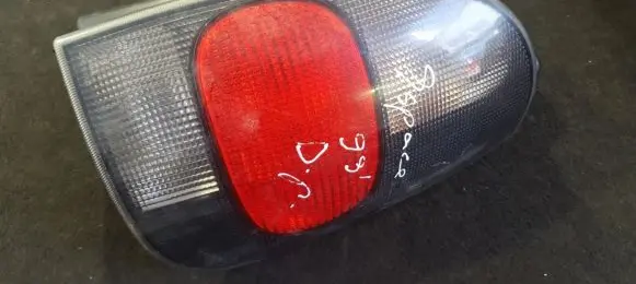 Renault Espace III Rear/tail lights